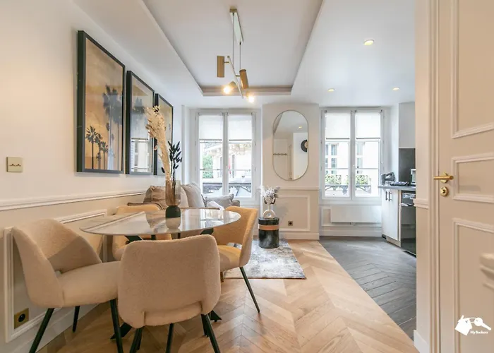 Mba - Louvres - Luxury Parigi
