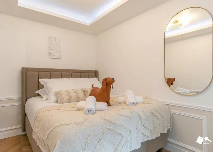 Mba - Louvres - Luxury