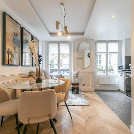 Mba - Louvres - Luxury Paris